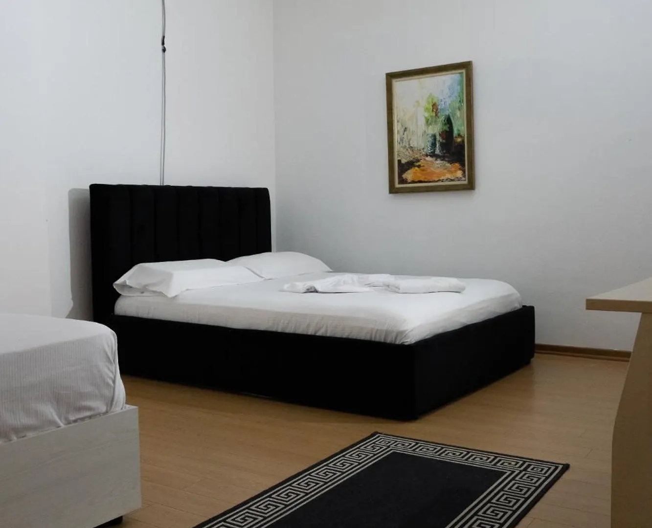 טיראנה Albjona Rooms